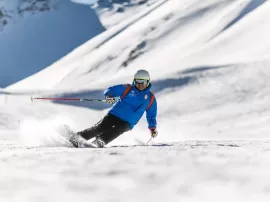 Descubre cuánto puede ganar un instructor de ski con nuestra guía