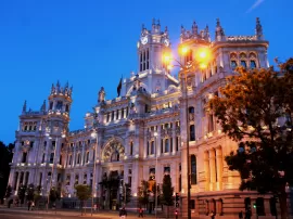 Los mejores 20 sitios para visitar en Madrid totalmente gratis desde museos hasta alojamiento
